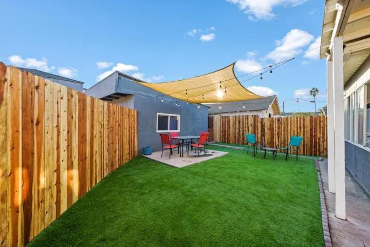 Spacious Centrally Located New 2 Bedroom Property! Inglewood Exteriér fotografie